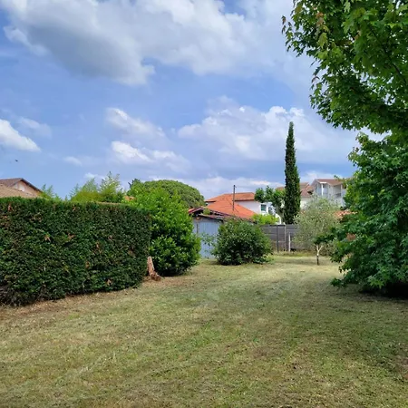 L'oustalot Holiday home *